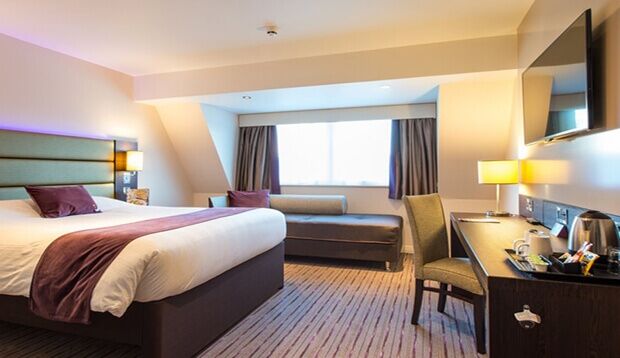 Premier Inn Worthing Seafront Экстерьер фото